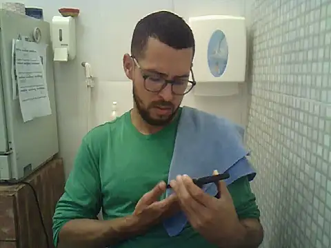 pdasgyn online show from 11/28/25, 01:11