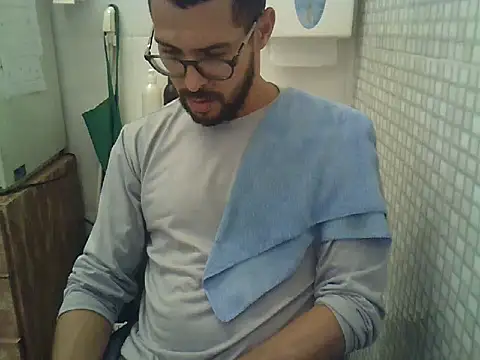 pdasgyn online show from 03/04/26, 01:19