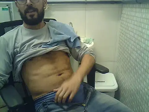 pdasgyn online show from 04/15/26, 07:58