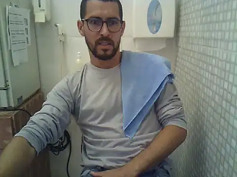 pdasgyn online show from 09/26/25, 01:18