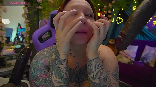 BlackedBarbie online show from 04/12/26, 08:45