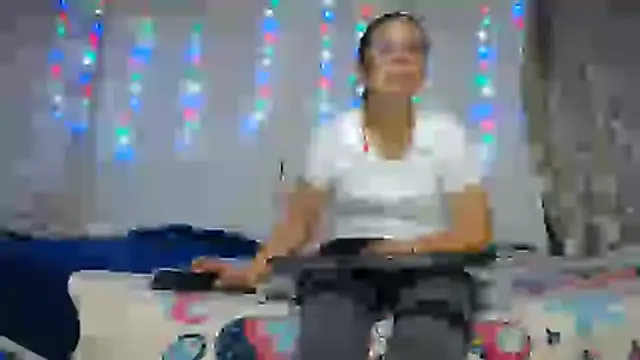 SHARONYJQVI online show from 07/21/26, 11:39