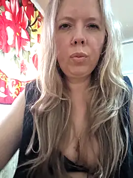 Irina3718 online show from 04/10/26, 03:08