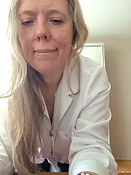 Irina3718 online show from 02/01/26, 10:57