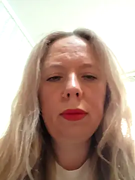 Irina3718 online show from 04/07/26, 11:01