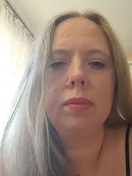 Irina3718 online show from 09/28/25, 01:40