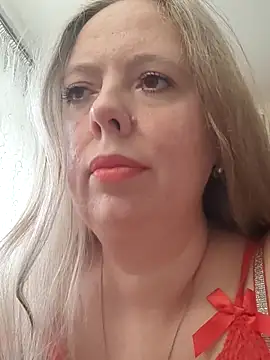Irina3718 online show from 10/04/25, 01:01