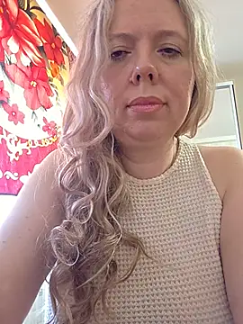 Snapshot of Irina3718 chatting on 06/16/26, 07:19 Irina3718 online show from 06/16/26, 07:19