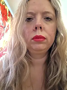 Snapshot of Irina3718 chatting on 05/17/26, 12:49 Irina3718 online show from 05/17/26, 12:49