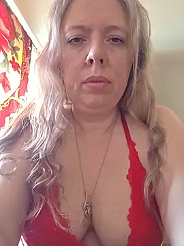 Snapshot of Irina3718 chatting on 05/26/26, 06:55 Irina3718 online show from 05/26/26, 06:55