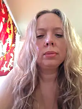 Snapshot of Irina3718 chatting on 05/23/26, 08:57 Irina3718 online show from 05/23/26, 08:57
