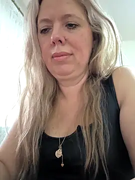 Irina3718 online show from 03/31/26, 02:52