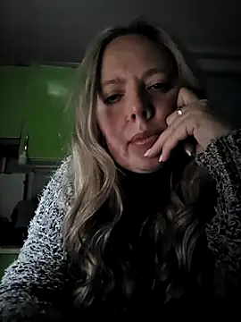 Irina3718 online show from 12/20/25, 09:28