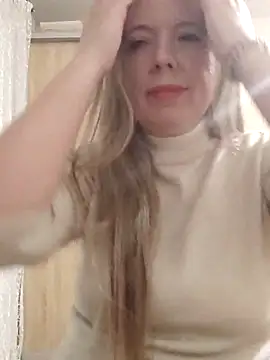 Snapshot of Irina3718 chatting on 11/03/25, 04:21 Irina3718 online show from 11/03/25, 04:21