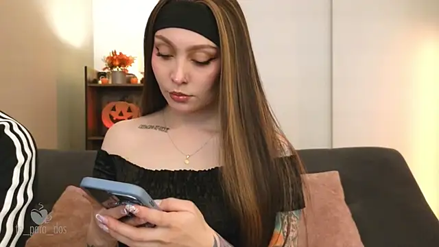 Te para 2 online show from 10/23/25, 01:54