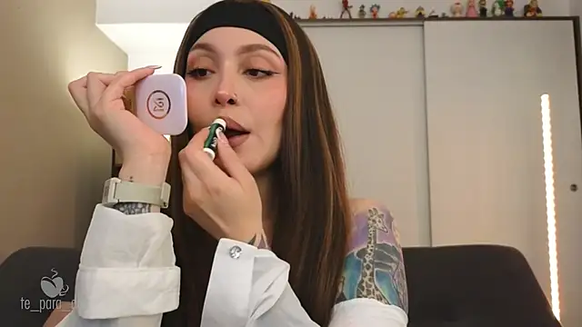 Te para 2 online show from 10/19/25, 03:04