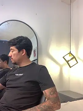 valery and Dani  online show from 12/17/25, 08:14