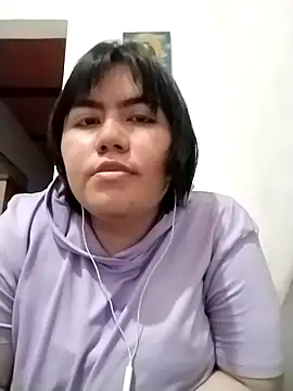 IrisMitchell  online show from 03/21/25, 12:29