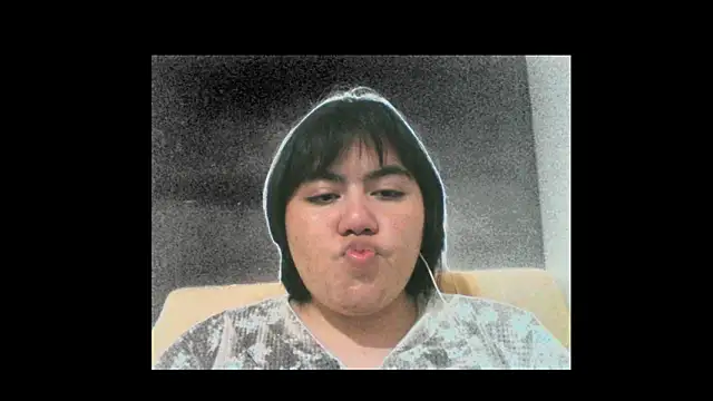 IrisMitchell  online show from 03/21/25, 05:43