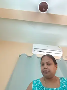 Snapshot of Arohi35 chatting on 07/20/26, 03:58 Arohi35 online show from 07/20/26, 03:58