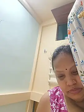 Snapshot of Arohi35 chatting on 05/27/26, 03:52 Arohi35 online show from 05/27/26, 03:52
