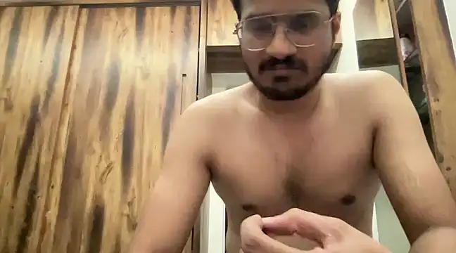 Snapshot of anuragbrothermodel chatting on 03/11/25, 01:56 anuragbrothermodel online show from 03/11/25, 01:56