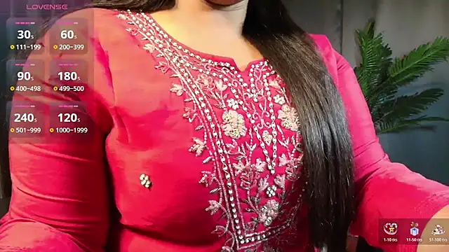 Snapshot of _Lisha_ chatting on 11/12/25, 06:45 Lisha online show from 11/12/25, 06:45