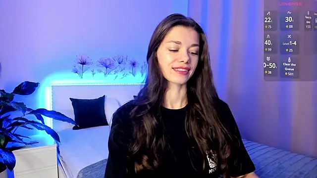 Eva McCoy online show from 11/04/25, 09:35