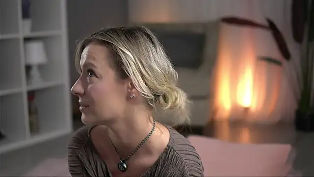 Snapshot of AnnastasiaMills chatting on 06/07/26, 07:52 AnnastasiaMills online show from 06/07/26, 07:52