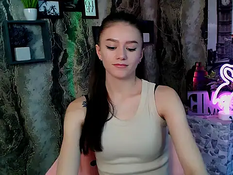 LanaTey online show from 11/29/25, 03:56