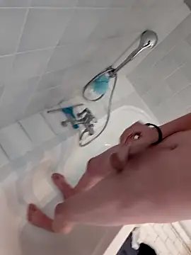 Snapshot of boasbuiten chatting on 03/01/26, 11:32 boasbuiten online show from 03/01/26, 11:32