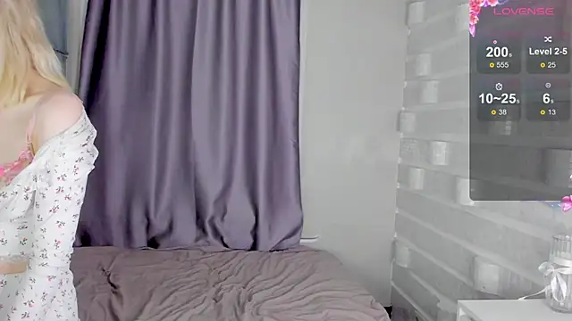 alicewonderyou online show from 10/27/25, 02:07