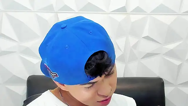 Sam Daves online show from 11/25/25, 02:06