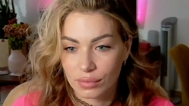 SweetDarling7 online show from 11/02/25, 02:00