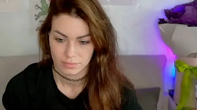 SweetDarling7 online show from 04/02/26, 07:04