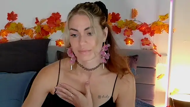 SweetDarling7 online show from 10/26/25, 12:27