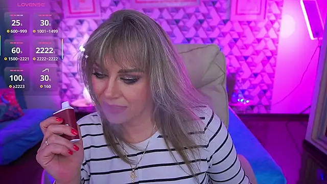 CandyLadyyy online show from 04/13/26, 08:35