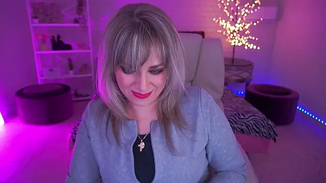 CandyLadyyy online show from 04/30/26, 08:57