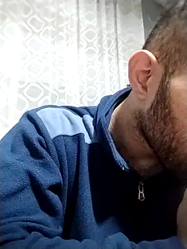 Francescodicristina44 online show from 02/12/26, 12:21