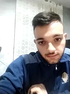 Francescodicristina44 online show from 02/08/26, 10:18