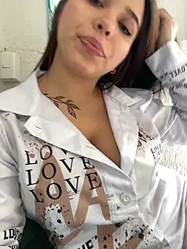 LunaCandy  online show from 10/03/25, 06:31