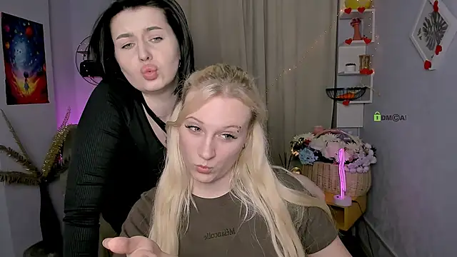 Snapshot of madam_uliis chatting on 02/24/26, 06:20 madam uliis online show from 02/24/26, 06:20