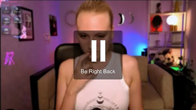 Snapshot of madam_uliis chatting on 06/27/26, 03:51 madam uliis online show from 06/27/26, 03:51