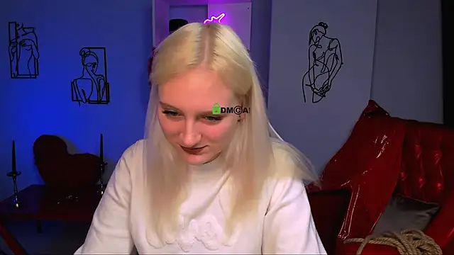 Snapshot of madam_uliis chatting on 03/14/25, 08:53 madam uliis online show from 03/14/25, 08:53