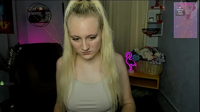 Snapshot of madam_uliis chatting on 05/15/26, 12:36 madam uliis online show from 05/15/26, 12:36