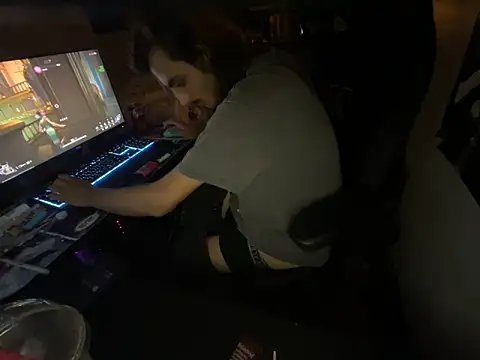 twink69Finger online show from 11/03/25, 02:53