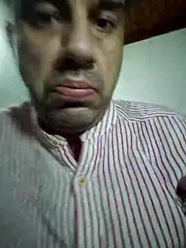 Snapshot of thenaugthyprofesor chatting on 03/18/25, 04:29 thenaugthyprofesor online show from 03/18/25, 04:29
