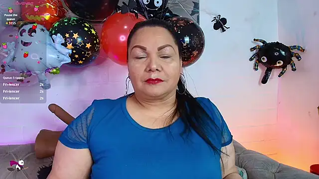 EllenaBoobs  online show from 10/28/25, 06:12