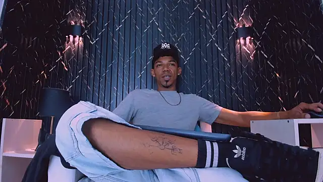 Gregory Sforza online show from 04/13/26, 03:54