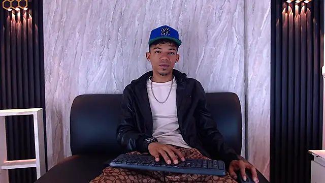 Gregory Sforza online show from 10/01/25, 01:15